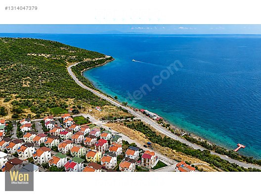Dikili Bademli Yolunda Site İçinde, Deniz Manzaralı 4+1 Villa