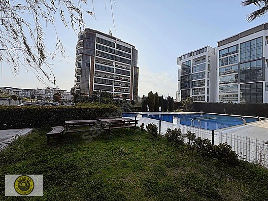 Satılık Daire Satılık BORNOVA'DA HAVUZLU SİTEDE SATILIK 3+1 DAİRE