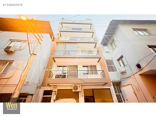 Satılık Daire Satılık KÜÇÜK ÇİĞLİ MERKEZİ KONUMDA 3+1 GENİŞ FERAH DAİRE